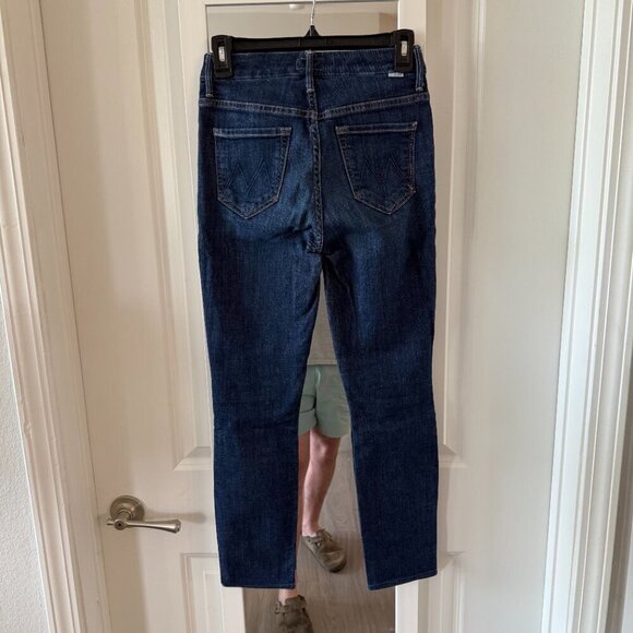MOTHER The High Waisted Looker “Clean Sweep” Jeans Size 24 - Picture 3 of 6